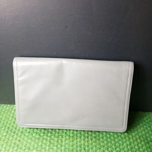 Med Gray clutch